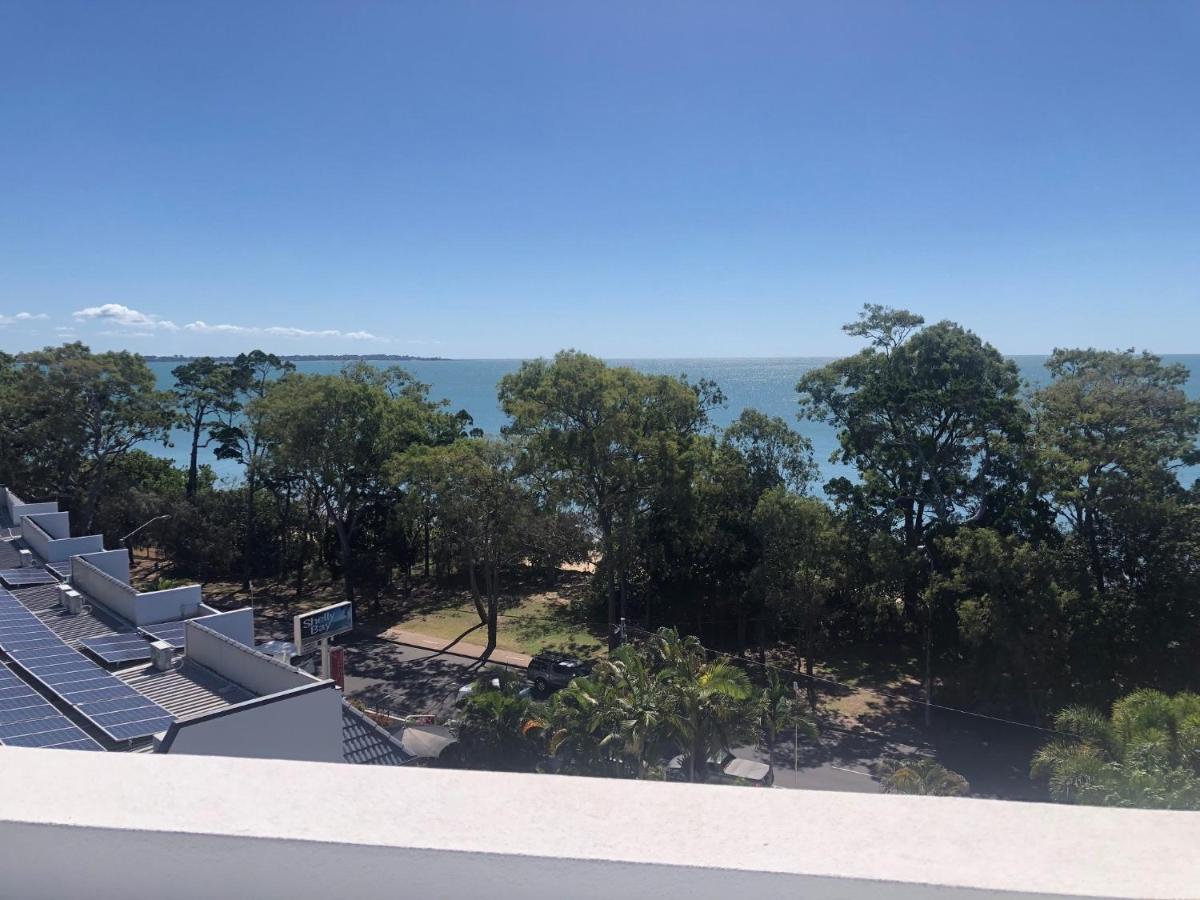 허비베이 그랜드 머큐어 알레그라 허비 베이 아파트 호텔 외부 사진 View of Moreton Bay from the University of Queensland St Lucia campus