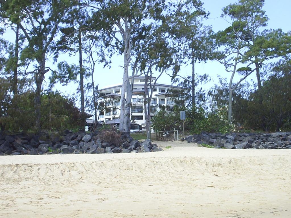 허비베이 그랜드 머큐어 알레그라 허비 베이 아파트 호텔 외부 사진 The beach at the resort