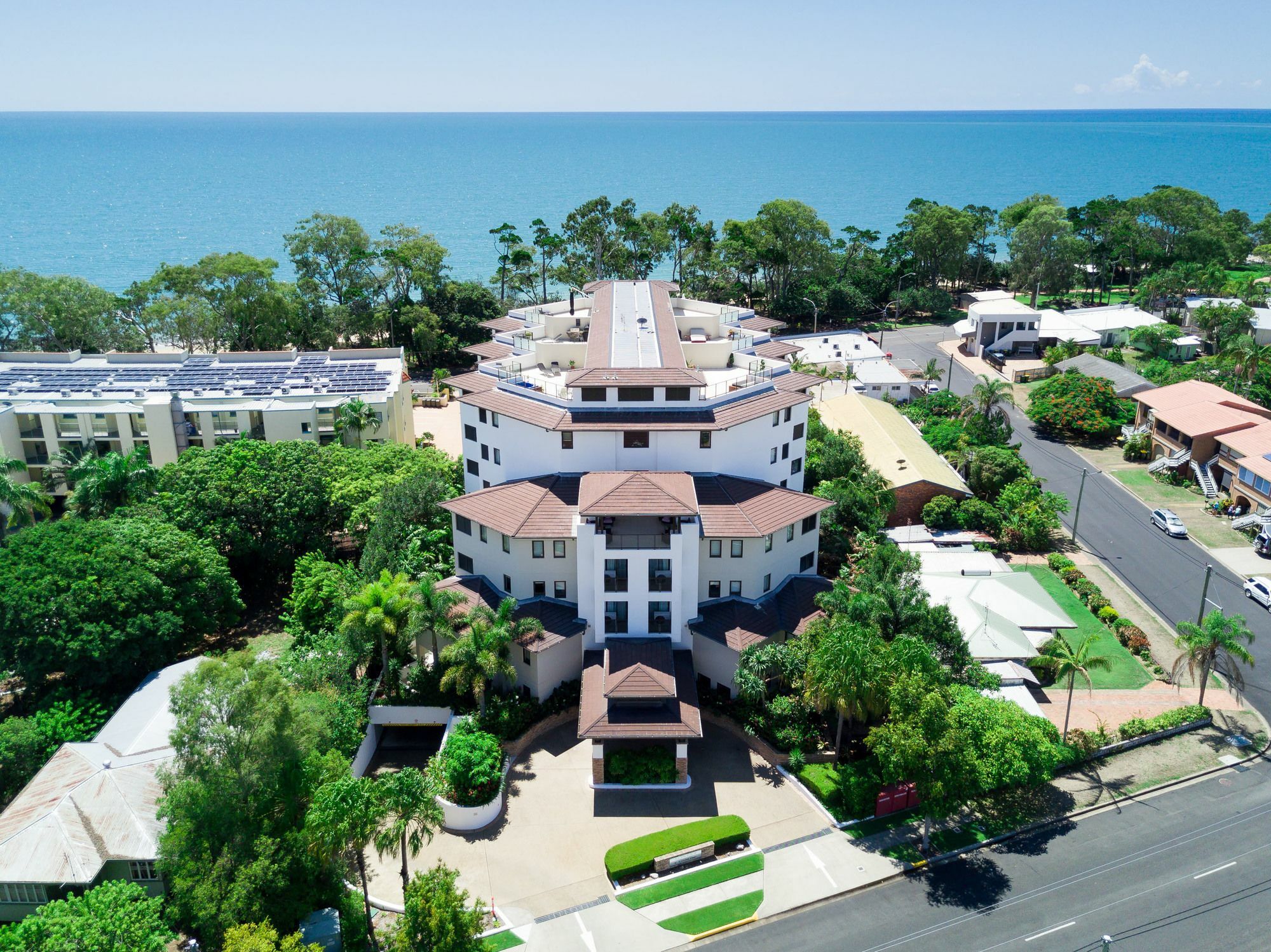 허비베이 그랜드 머큐어 알레그라 허비 베이 아파트 호텔 외부 사진 Aerial view of the complex